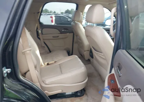 2008 GMC Yukon Hybrid z USA, uszkodzony, nr VIN 1GKFC13528R203403